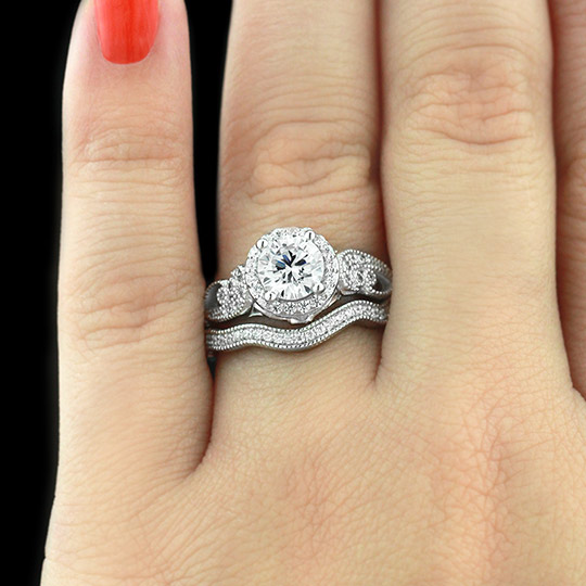 1.45 tcw Antique Style Engagement Ring - Click Image to Close
