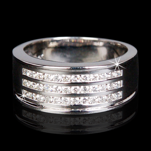 .65 tcw Stunning Diamond Band