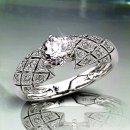 1.05 TCW Elegant Diamond Engagement Ring