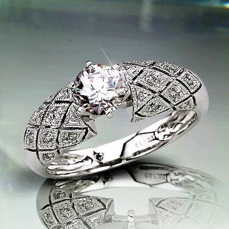 1.05 TCW Elegant Diamond Engagement Ring